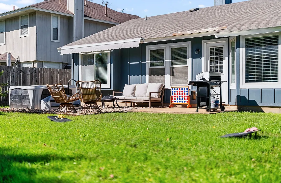 4 bed, $4,800 — Photo 3