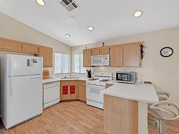 2nd image of 4281 Riverstone Ave