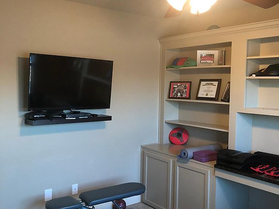 Office/workout room/4th bedroom