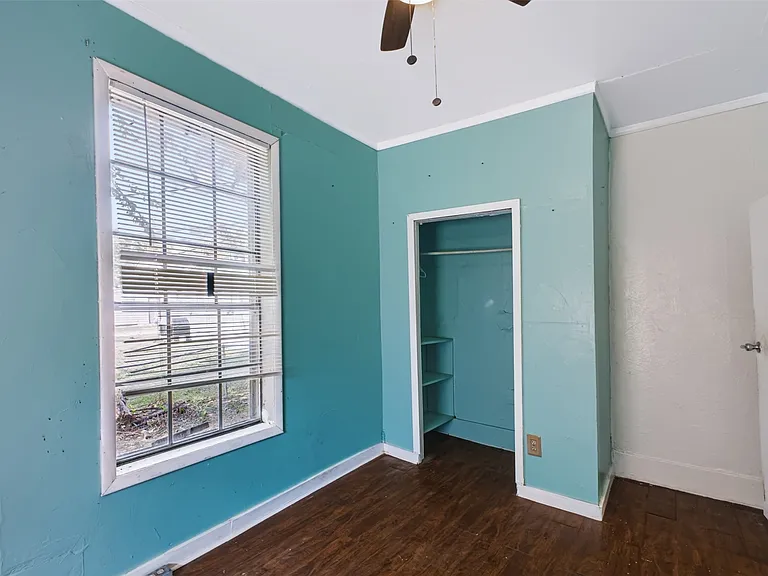 928 E Corona St — Photo 18