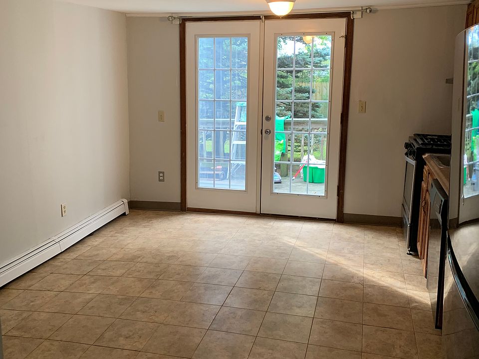 Kitchen to deck and yard