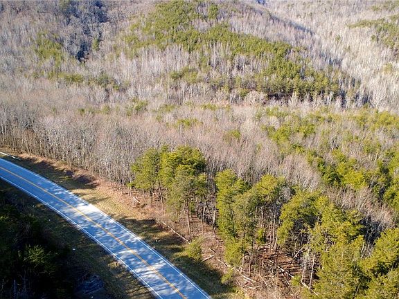 3rd image of 2131 Oak Grove Rd