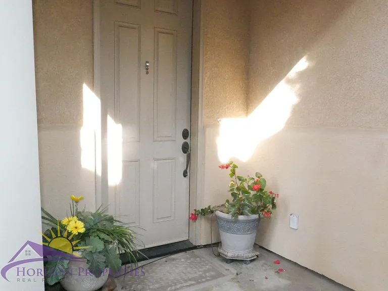 4990 Mariah Pl — Photo 3