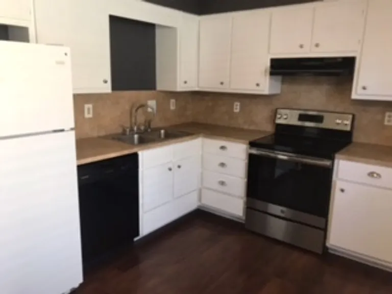 1705 Shely St #A — Photo 2
