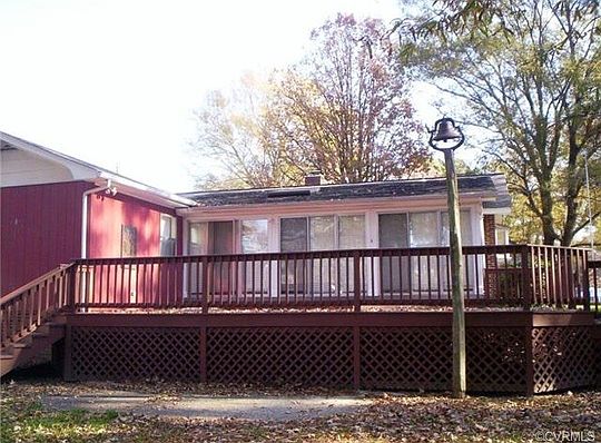 3rd image of 1661 Forest Glenn Cir