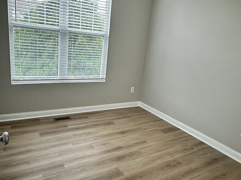 328 Lemery Dr — Photo 19