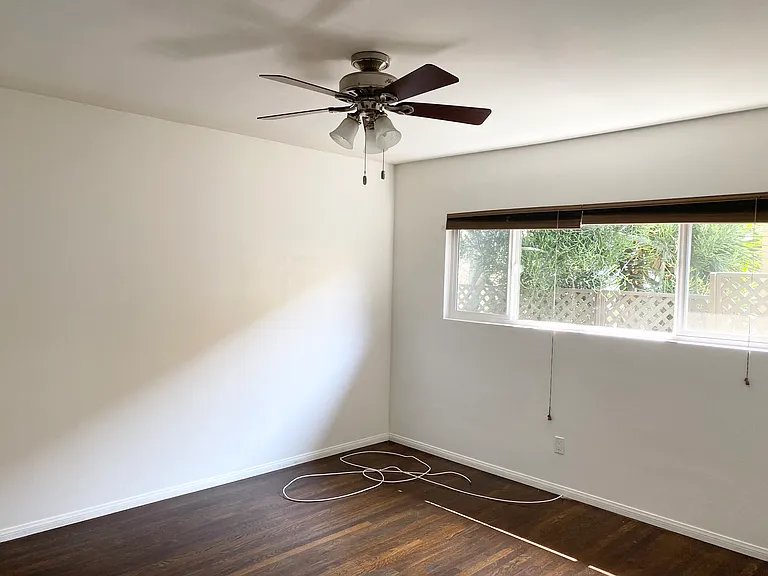 2215 Harriman Ln #A — Photo 14