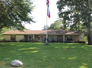 18 Lakeside Dr, Malakoff, TX 75148