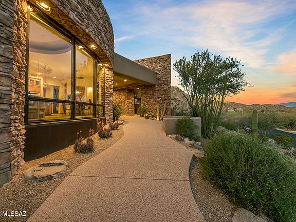 3rd image of 1105 W Tortolita Mountain Cir #173