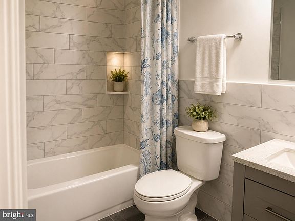 3rd image of 7094 Spring Garden Dr Unit Tl2