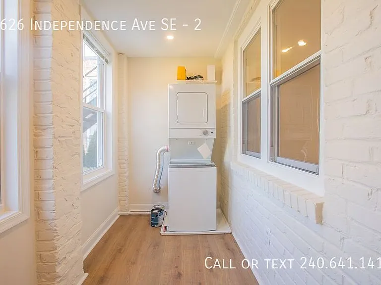 1626 Independence Ave SE #2 — Photo 9