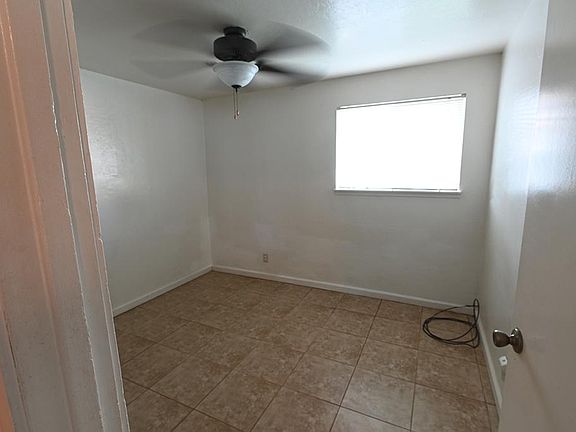 Good size bedroom.