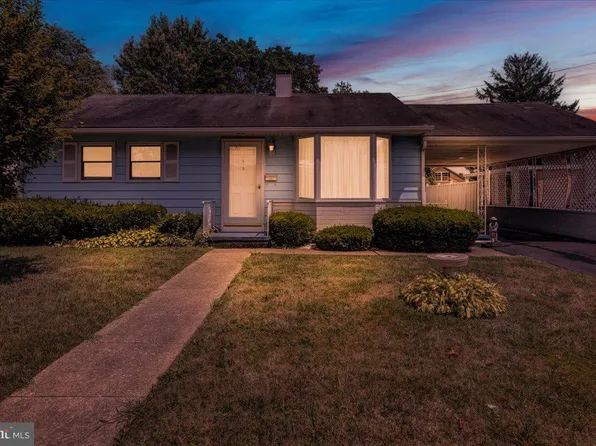 819 Reber St, Shoemakersville, PA 19555