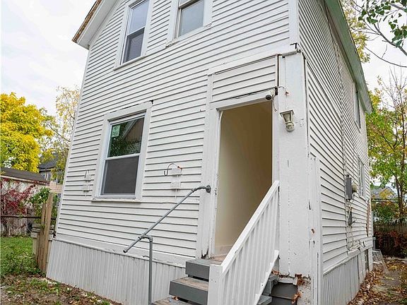 3rd image of 29 Sherwood St