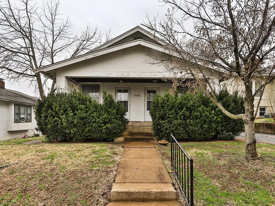 1st image of 7304 Lyndover Pl