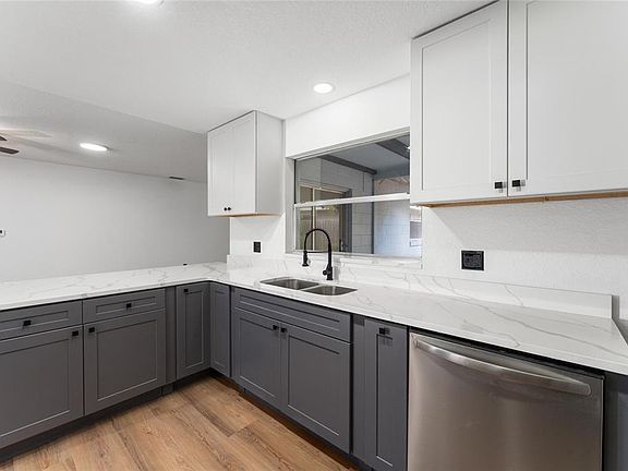 4th image of 2817 Arrow Ln