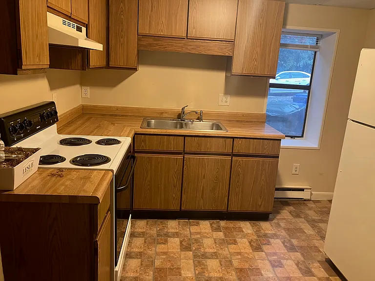28 Hillendale Rd #6 — Photo 4