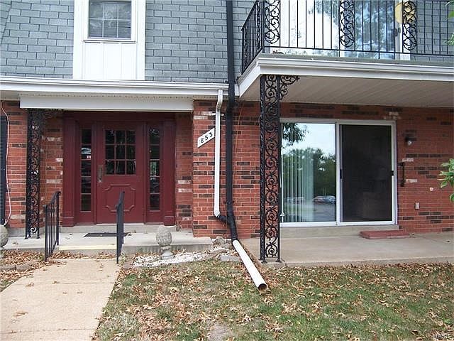 1st image of 853 Dumont Pl APT D