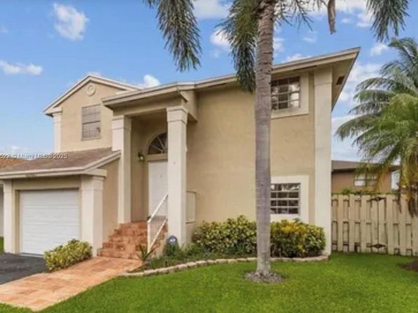 3700 NW 107th Ter
