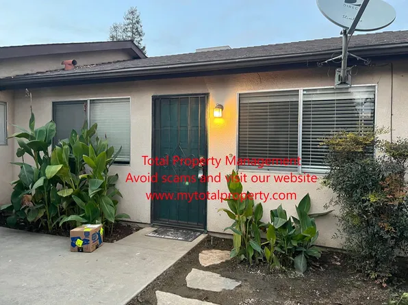 133 - 139 S. Peppertree St, 133-139 S Peppertree Ln, Visalia, CA 93291