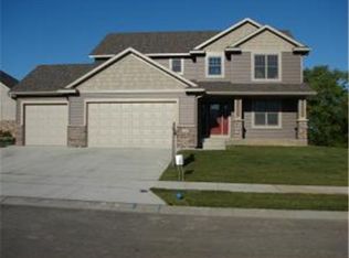 2360 Ashland Pl NW, Rochester, MN 55901