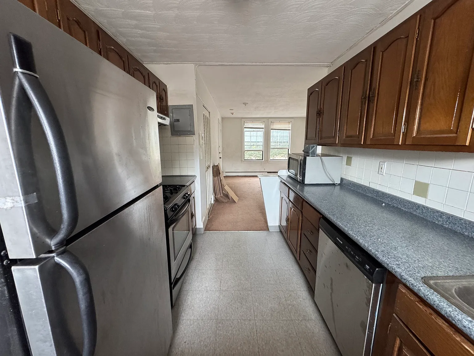 2 bed, 1.0 bath, 800 sqft, $2,800 — Photo 3
