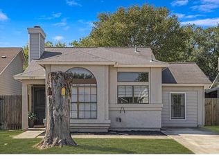 6311 Village Clf, San Antonio, TX 78250