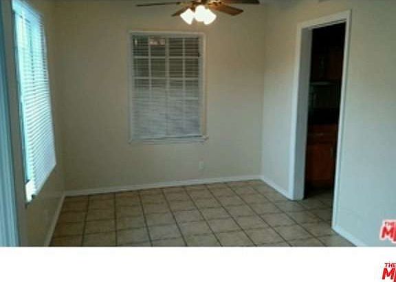 2nd image of 2122 W 107th St