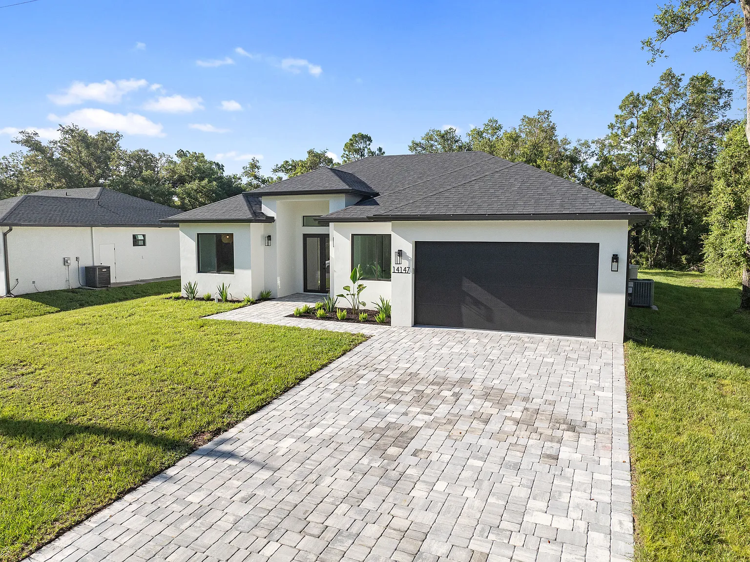 4 bed, 1857 sqft, $2,399 — Photo 4
