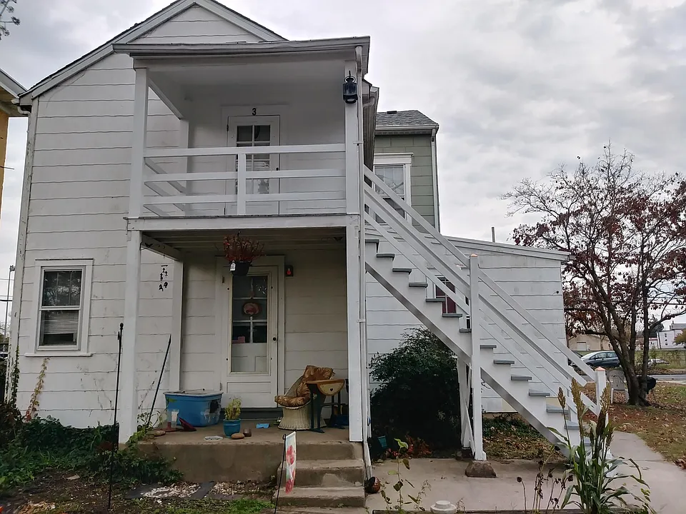 57 N Delmorr Ave #3