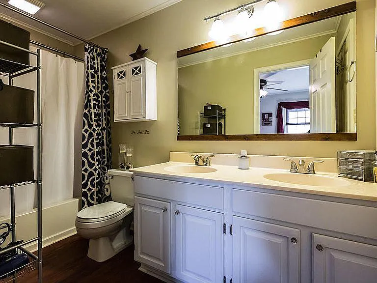 63 Brookfield Rd #1 — Photo 11