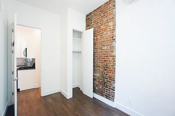 Rented by BRICK & GALO REALTY CORP | media 5