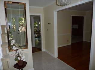 837 Stratfordshire Dr, Matthews, NC 28105