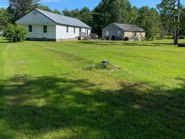 30 Marie Lane, Chelsea, ME 04330