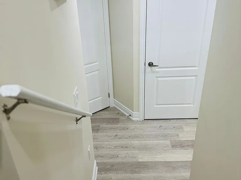 973 Ledbury Cres #BASEMENT — Photo 6
