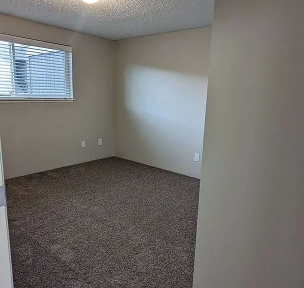 Stillwater Apartments — Photo 16