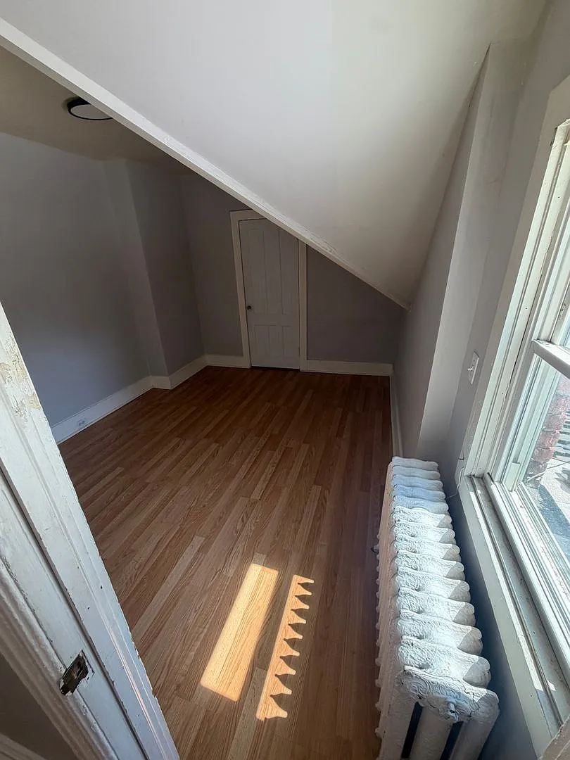 644 Madison Avenue — Photo 3