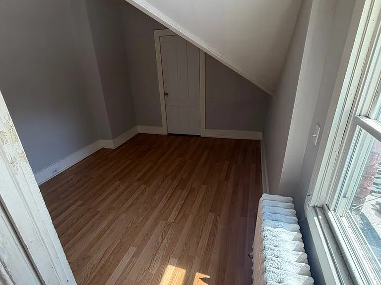 644 Madison Avenue — Photo 9