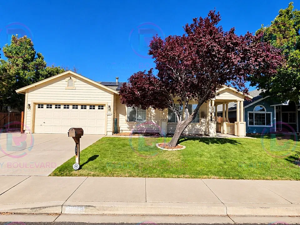 930 Del Sol St
