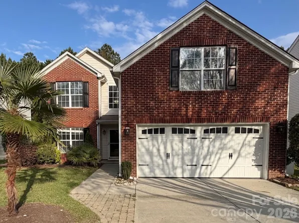 512 Red Oak Ct, Tega Cay, SC 29708