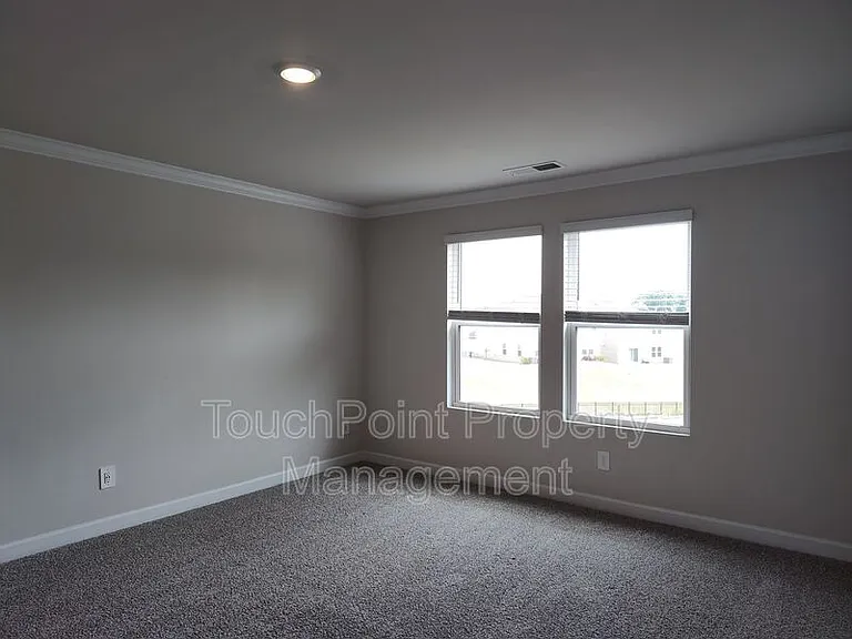 115 Sentinel Ct — Photo 29