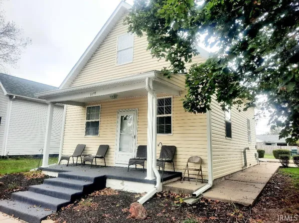 1110 E 7th St, Muncie, IN 47302