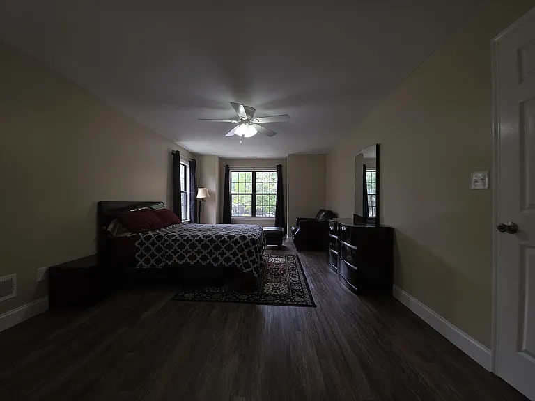 Ridgefield Ct — Photo 10