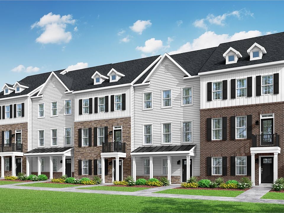 Harper Plan, Lantern Ridge Lantern Ridge Traditional Townhomes