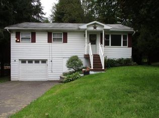 109 Boswell Hill Rd, Endicott, NY 13760