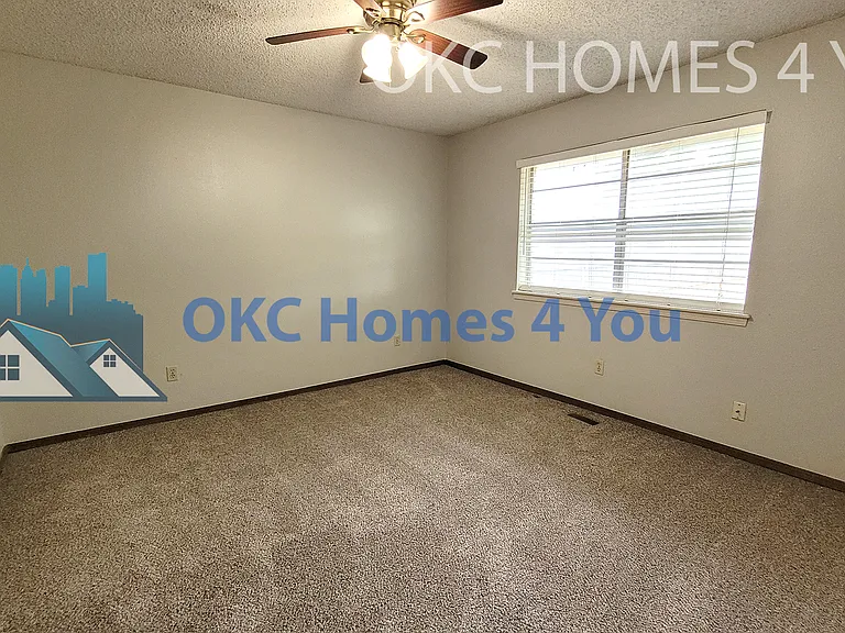 7020 Woodlake Dr — Photo 14