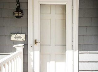 10 Vermont Ave, Barrington, RI 02806