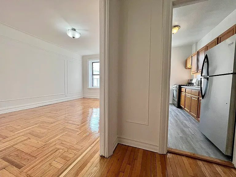 1068 Ward Ave #1E — Photo 28