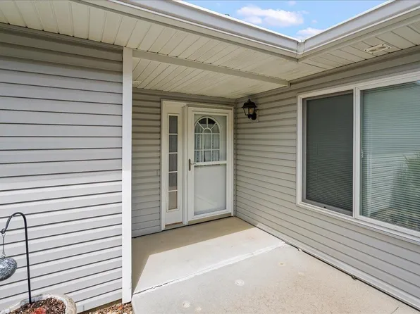 4102 Legacy Ln Unit 2, Cedar Falls, IA 50613