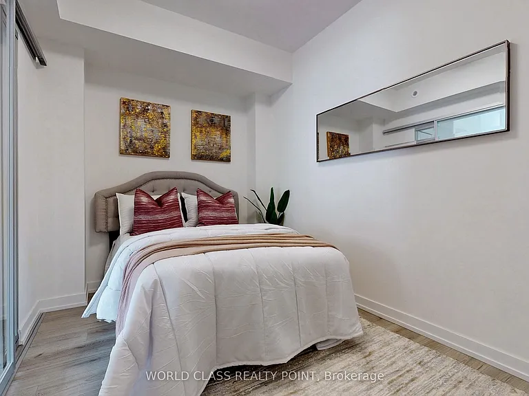 260 Finch Ave E #Townhouse 3 — Photo 15